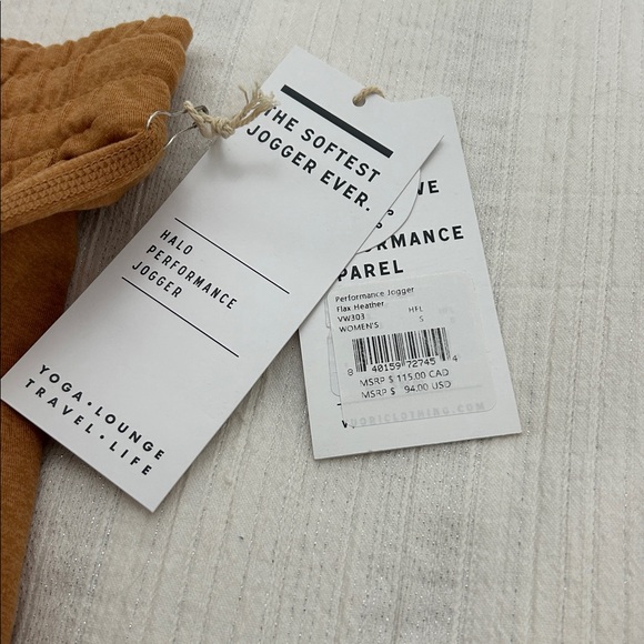 Vuori Halo Performance Jogger in Flax Heather - Picture 3 of 4